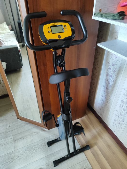 Продается Велотренажёр GENAU