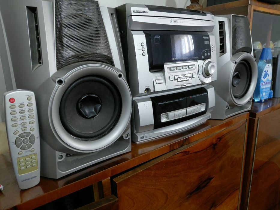 Vând combină muzicală