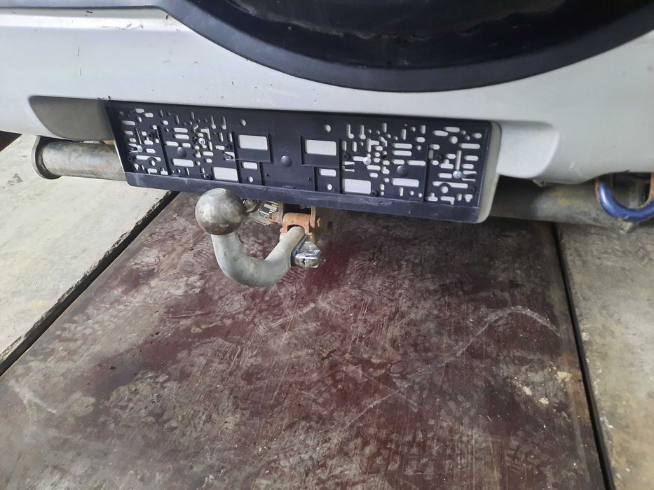 Теглич Сузуки Гранд Витара