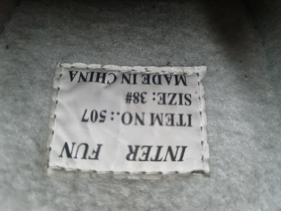 Продам коньки недорого