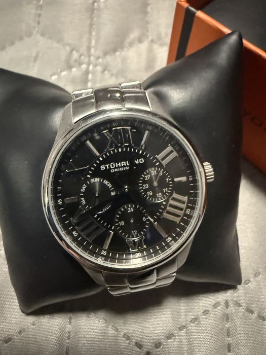 Дамски часовник “STUHRLING”