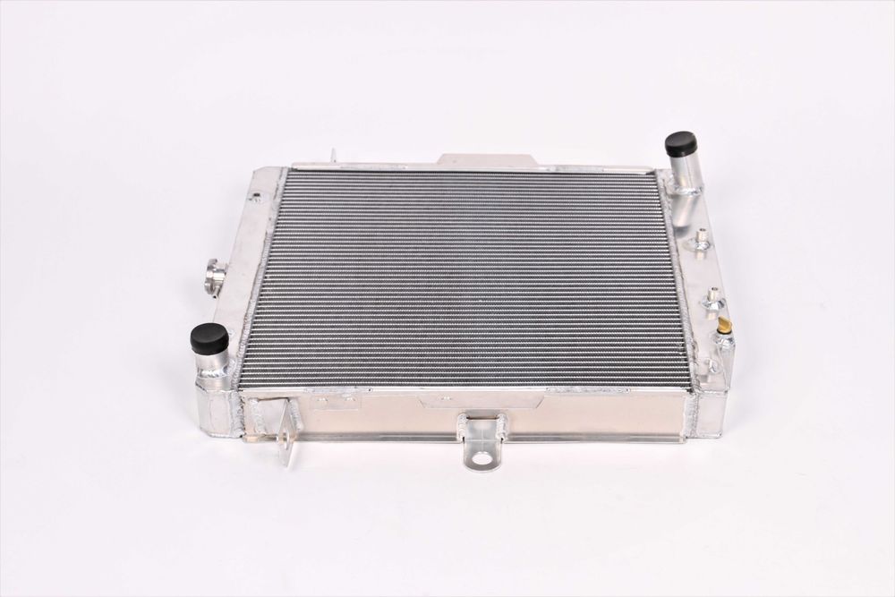 Алуминиев радиатор за TOYOTA 1HZ