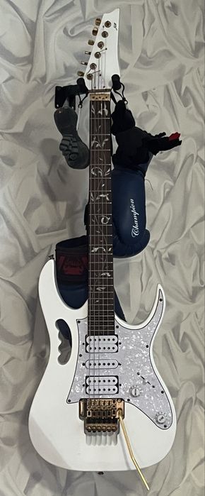 Электрогитара Ibanez jem7v