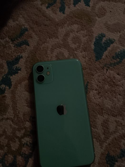 Айфон 11  не работает