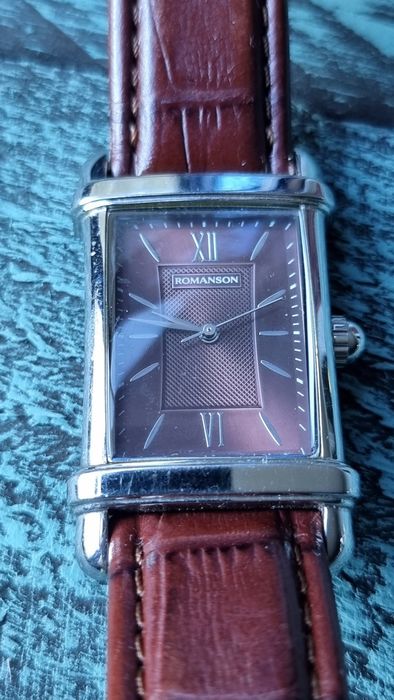Женские часы Romanson