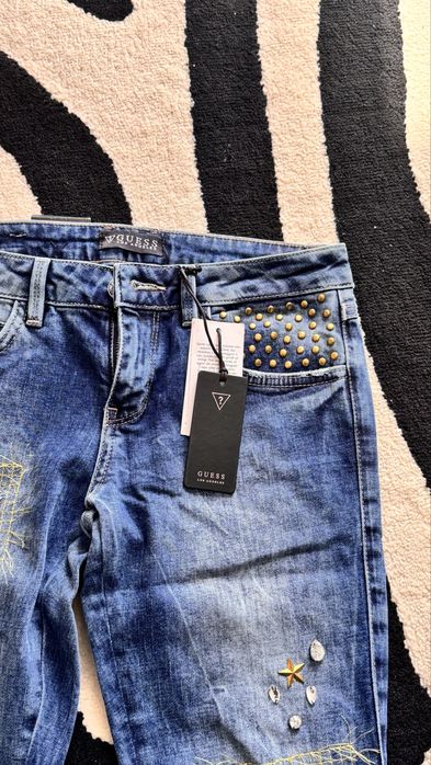 Blugi Guess originali noi cu eticheta marime 26.