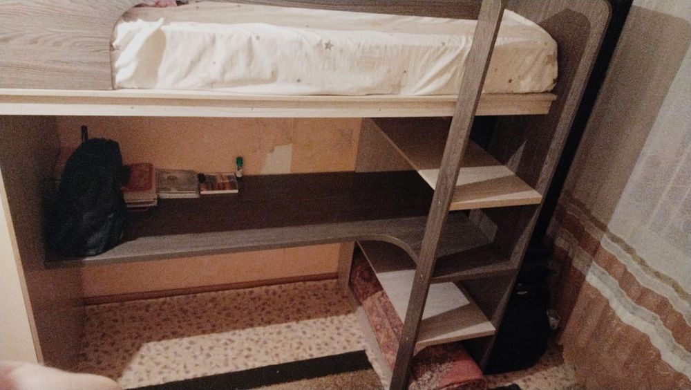 Срочно продам кровать