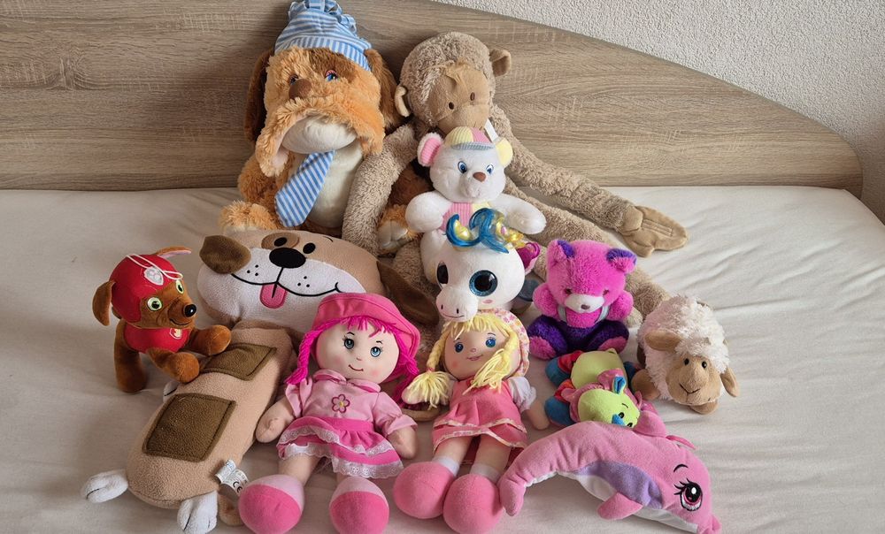 Лот плюшени играчки