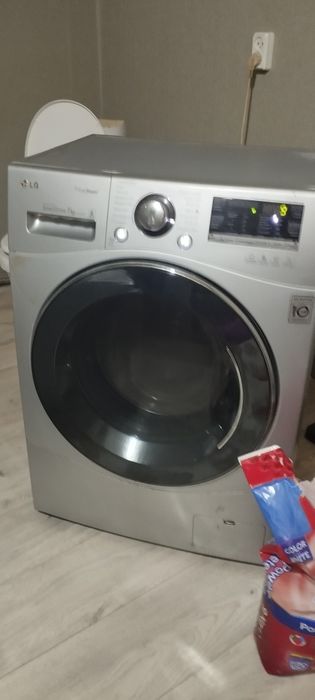 Продам стиральную машину