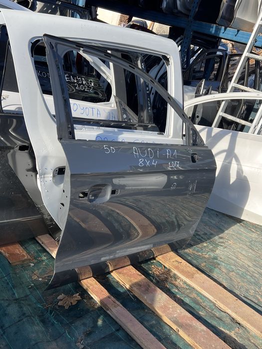 Audi A1 8x 2017 5D предна дясна врата