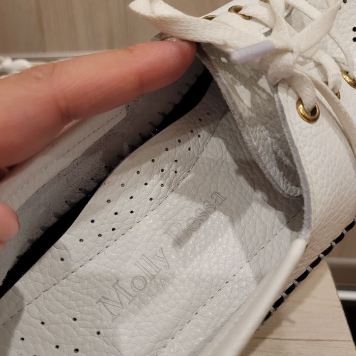 Продам женскую обувь