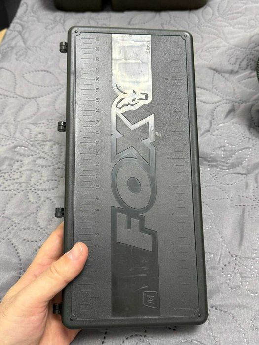 Cutie accesorii Fox Tackle Box, Medium