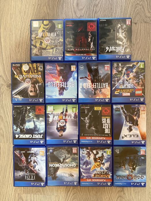 Playstation 4 PRO 1 TB с 2 контролера плюс 15 диска