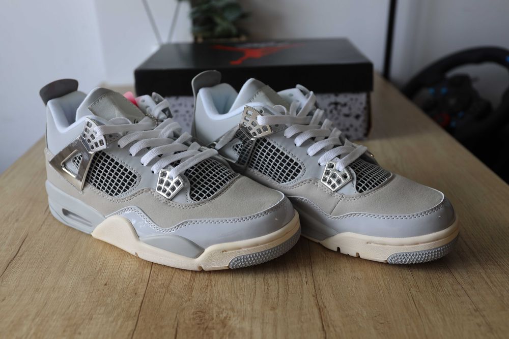 Jordan 4 Frozen moments 40 41 42 43 44