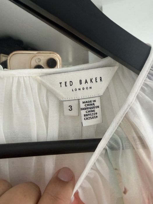 Нова риза Ted Baker L