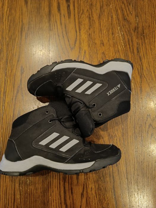 Adidas Terrex номер 40