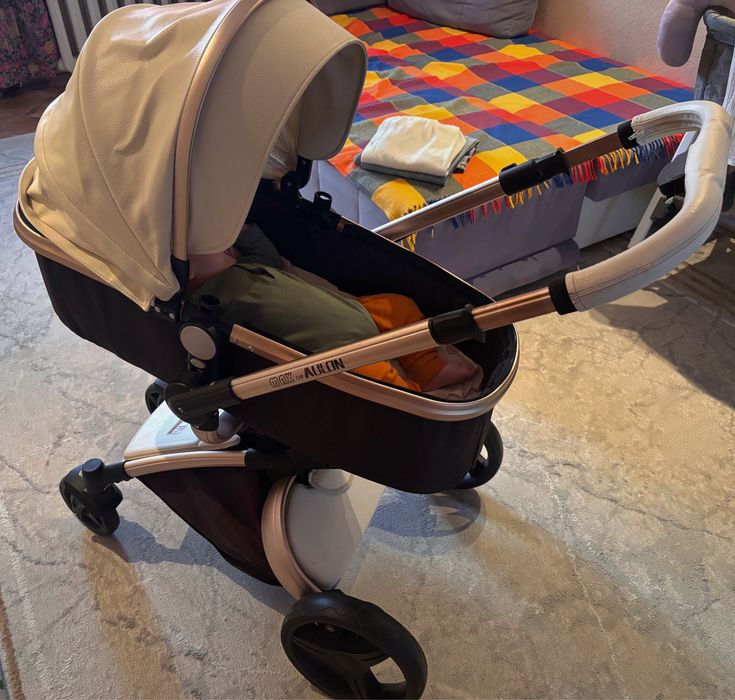 Коляска в хорошем состоянии