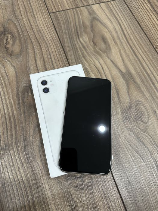 Продам айфон 11/128 гигов