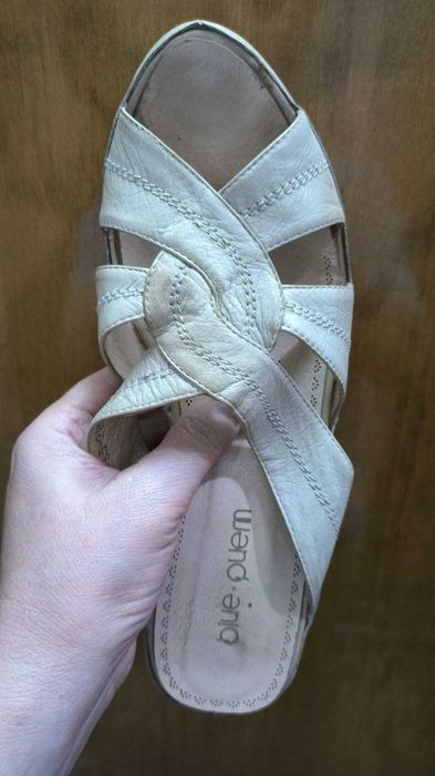 Босоножки на платформе 39 размер в хорошем состоянии