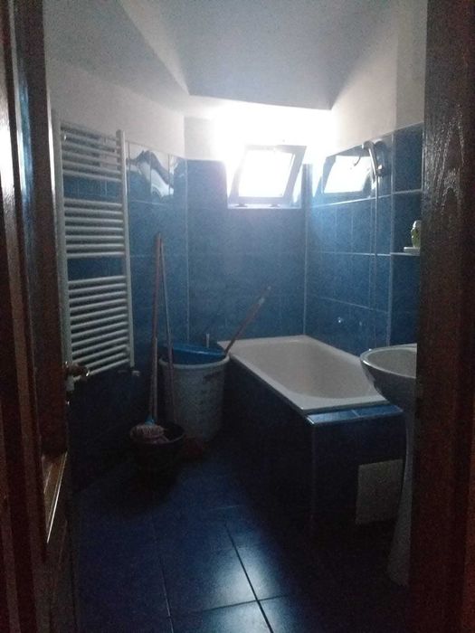 Apartament 2 camere de închiriat ,vizavi de Spitalul județean Neamț