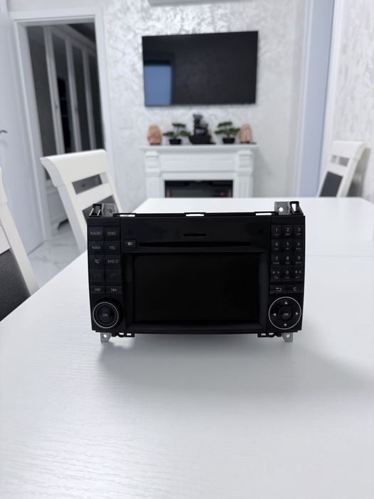 Navigatie Mercedes B Classe W245 ,W169,Vito,Viano,magazie 6 DVD,Hard,