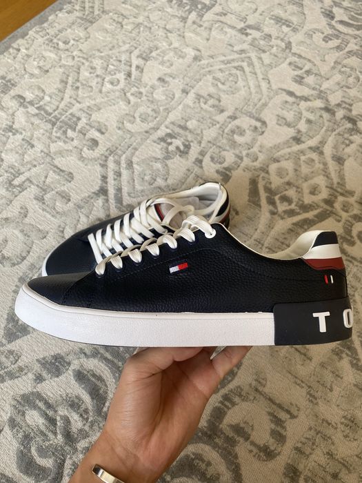 Tommy Hilfiger кеды