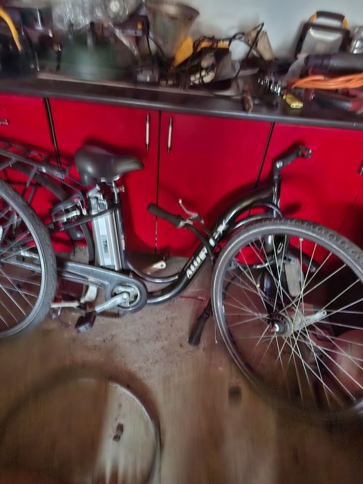 Vand bicicleta electrica