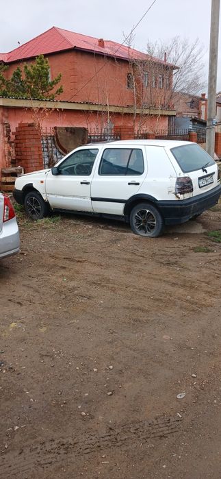 Гольф 3;1,6  авто