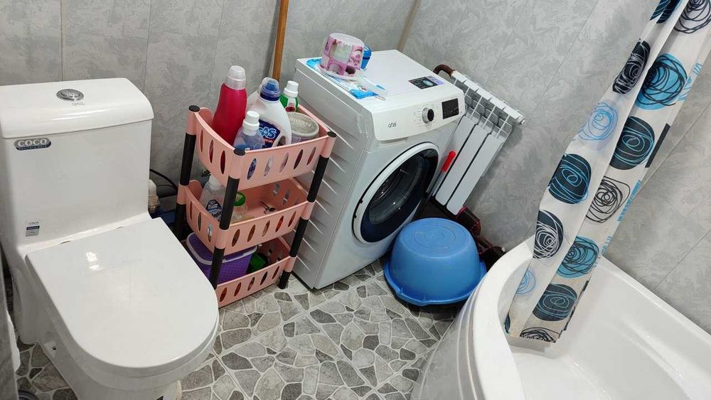 Hovli sotiladi Munis to'yxona tomonda arzon narxda