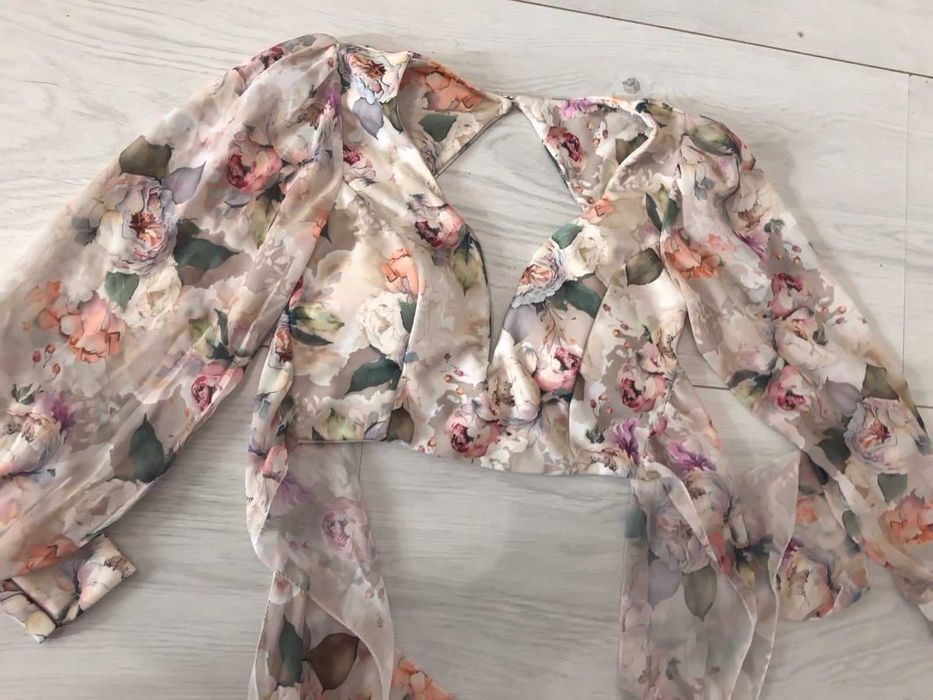 флорални блузи с банел различни цветове