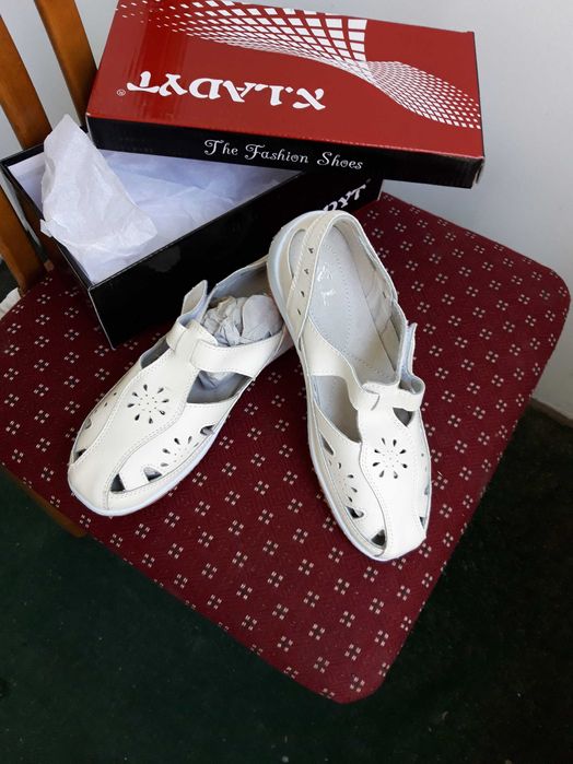 Босоножки  подростковые  летние