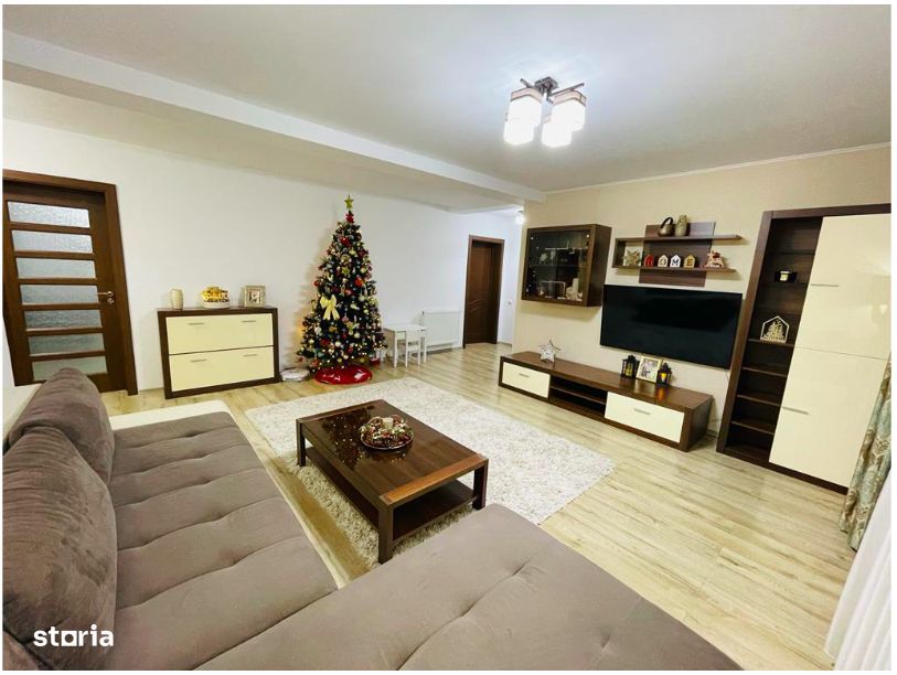 Apartament de Vănzare, 3 Camere, 81mp, 2 Parcari, Zona Selimbar.
