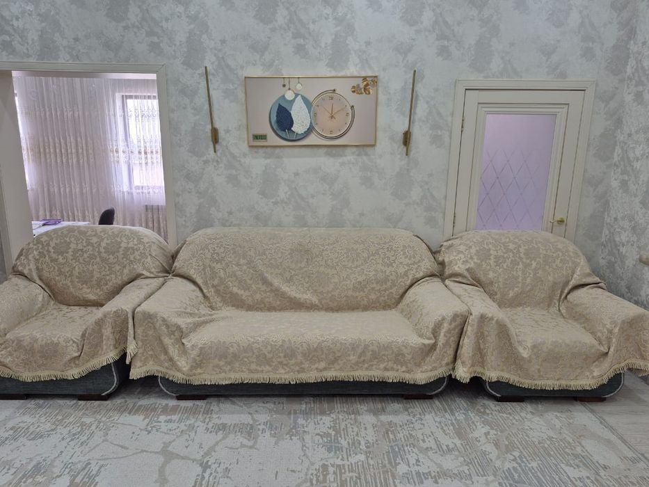 Диван с креслами