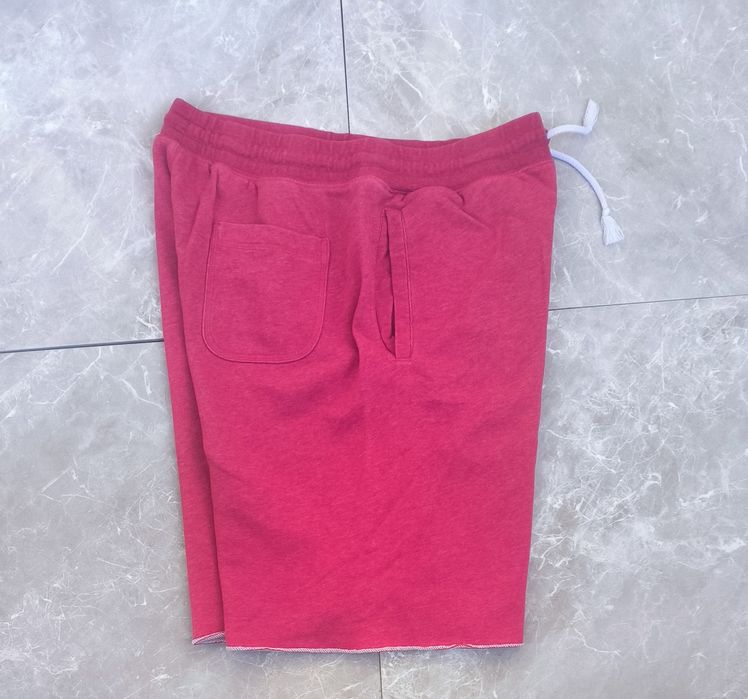 Nike къси панталони L размер