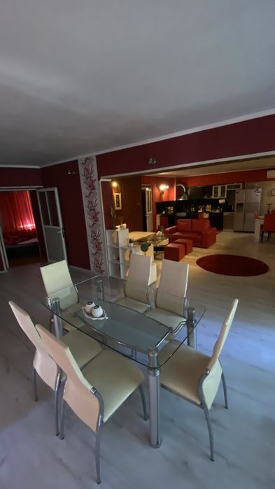 ПРОДАВА СЕ: Обзаведен самостоятелен имот от 230 кв.м (2-ри и 3-ти етаж) с ОБОСОБЕН ДВОР, отделен вход, 4 ТЕРАСИ и КЛИМАТИЦИ НАВСЯКЪДЕ