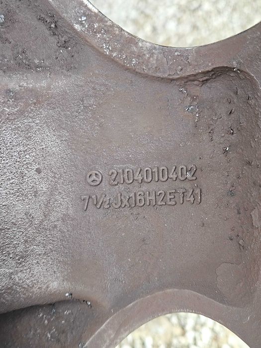 Гуми с джанти за мерцедес