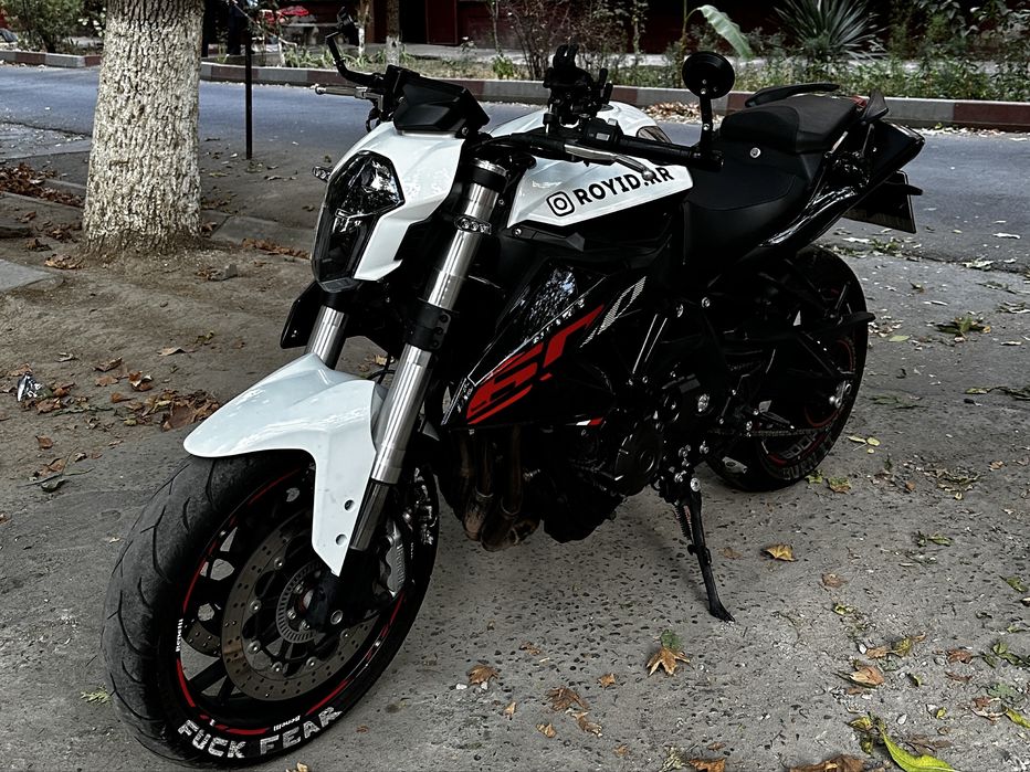 Стрит Мотоцикл Benelli TNT 600i restyling Italy последняя версия