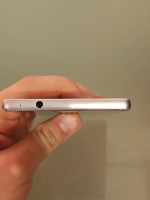 Huawei p8 телефон