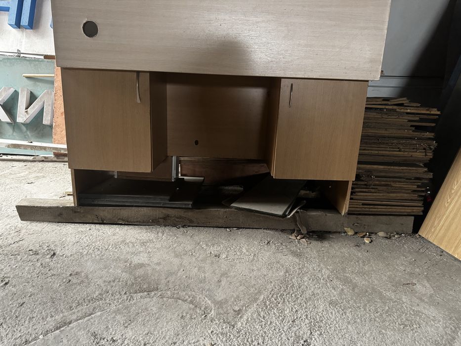 Письменные столы