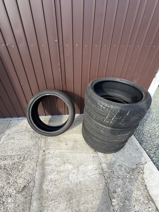 Vand 4 Anvelope  Cauciucuri vara Pirelli  P zero