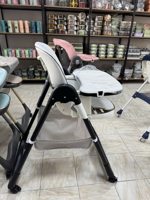 продам столик для кормления