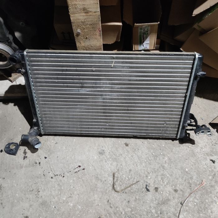 Radiatoare 1.6 benzina golf 5 leon Octavia audi a3