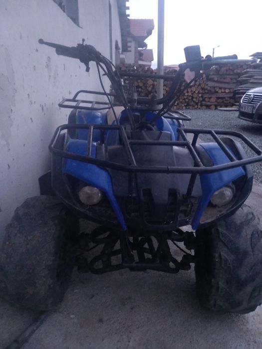 vând atv 107 cm³