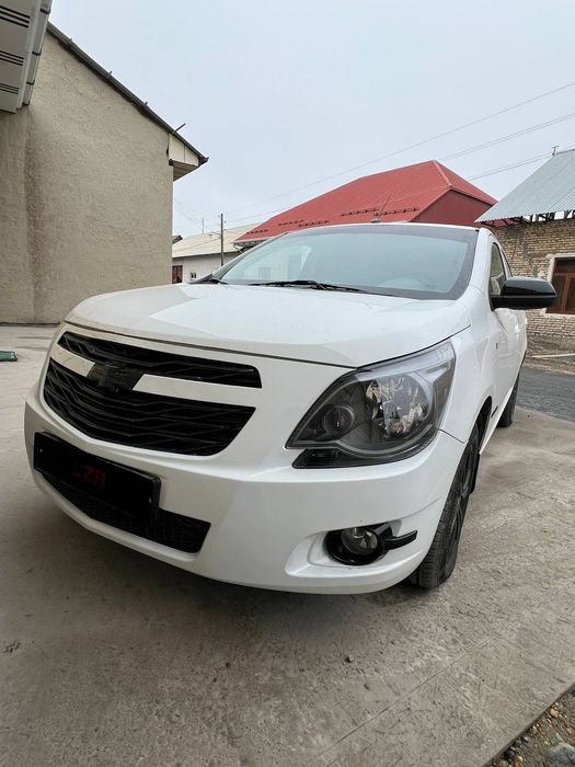 Шевралет Кобальт