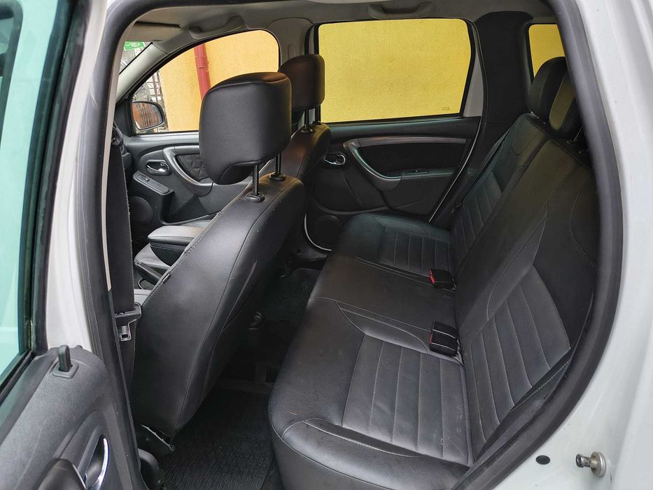 Dacia Duster 1.6 , Benzina + GPL , 4X4 , an fabricatie 2014, 303000 km