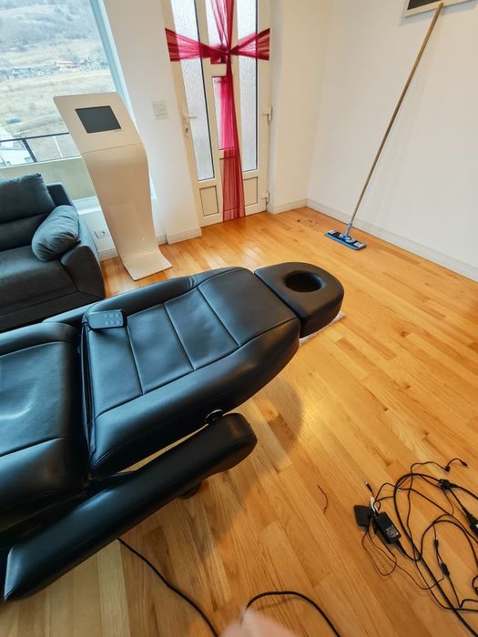 Scaun fotoliu  tratament cosmetic sau tatuaj  REEVE