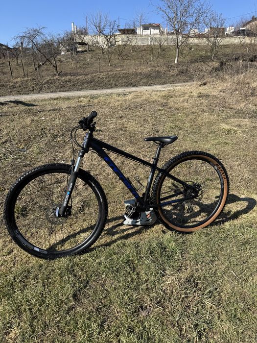 Bicicleta carrera hellcat