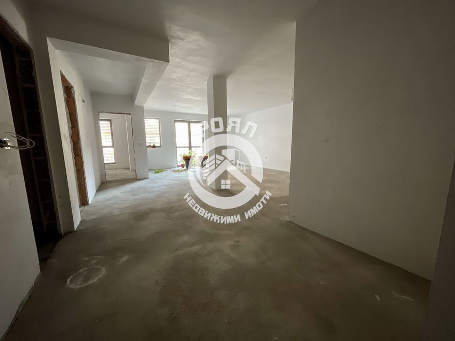 Продава се Тристаен апартамент в Пловдив, Център - 133 кв.м за 1805 €/кв.м - Снимка #3