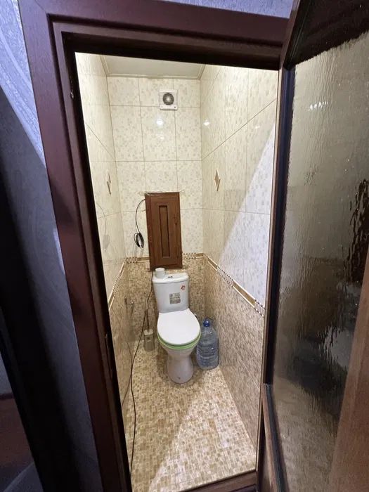 Продается 2в3 комнатная квартира Чиланзар 16