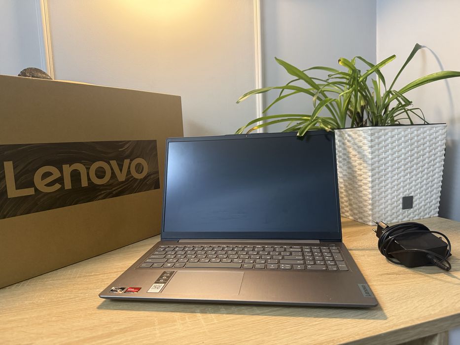 Ноутбук Lenovo Ideapad 3
